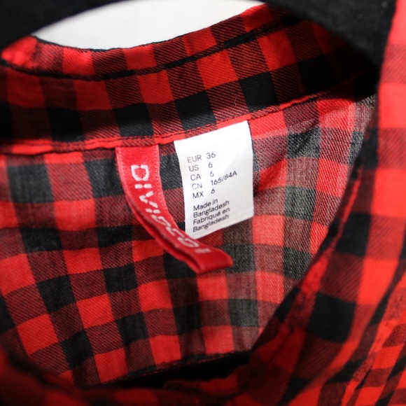 H&M Buffalo Plaid Tie Front Crop Top - Picture 2 of 3